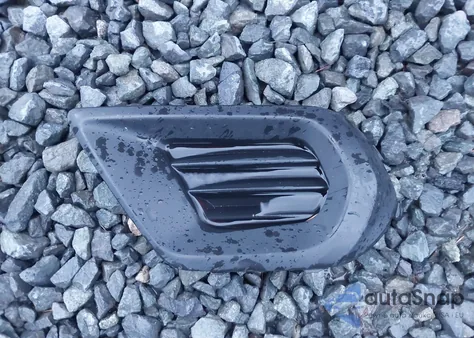 2015 Subaru Forester 2.5I z USA, uszkodzony, nr VIN JF2SJAAC2FH569318